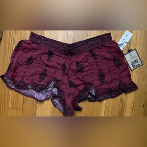 NWT Me to We Burgundy Black Shorts Size Small